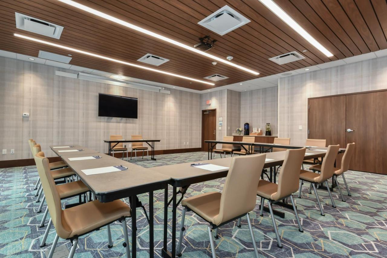 Holiday Inn Express & Suites Charlotte - Ballantyne By Ihg Exteriér fotografie